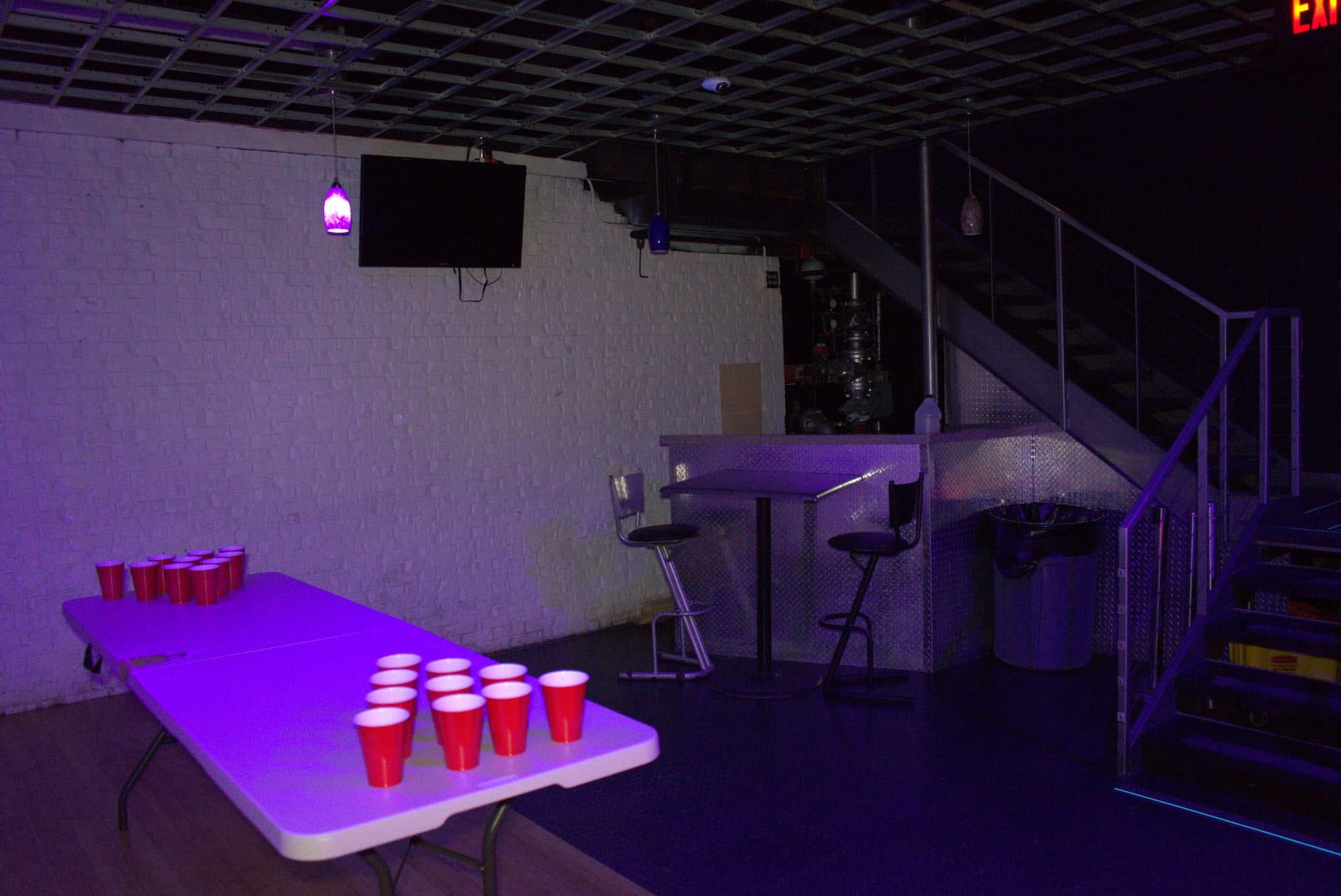 Aqua Nightclub Open Bar (Lounge)